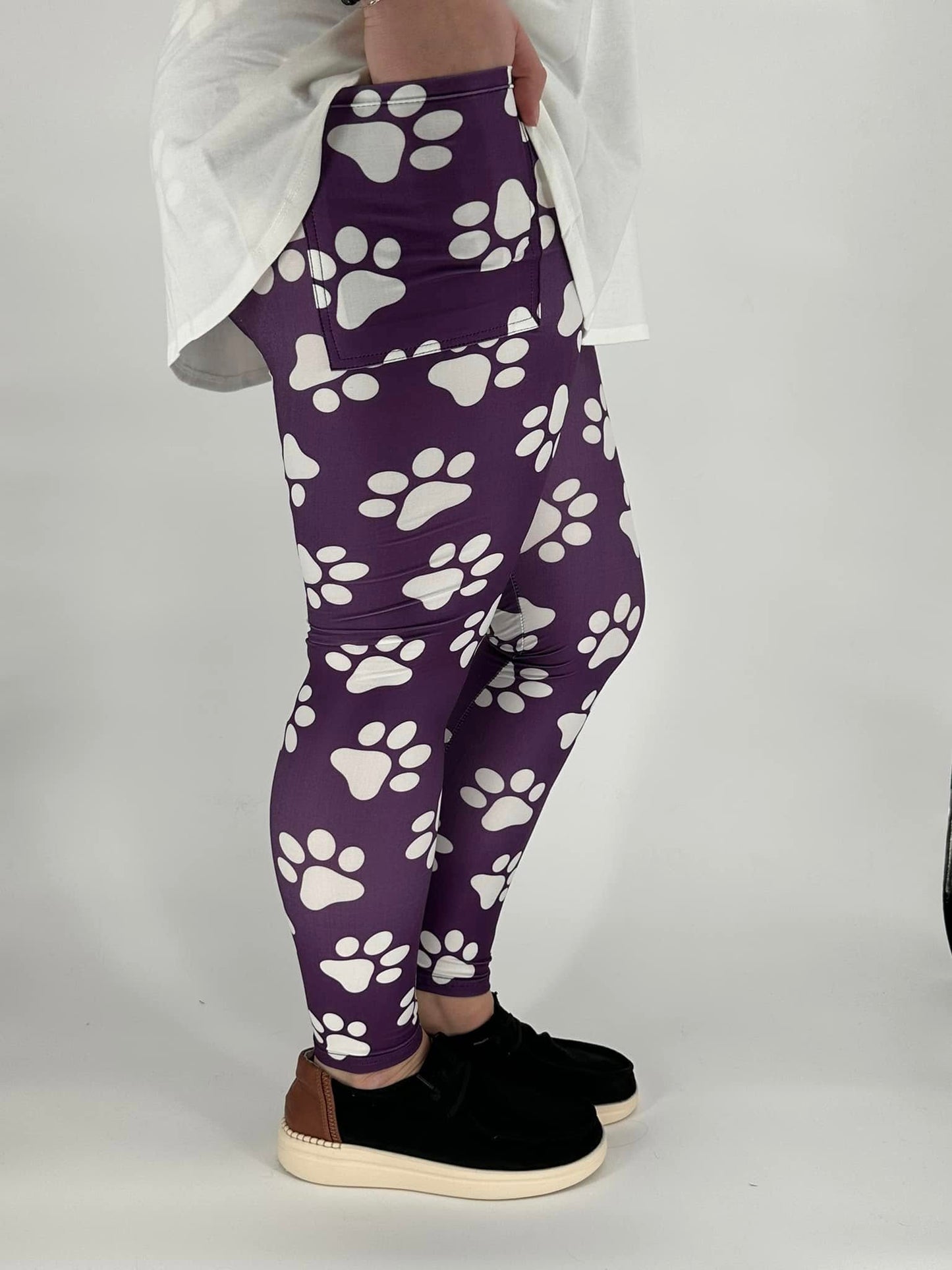 Plum Paw Leggings w/ Pockets