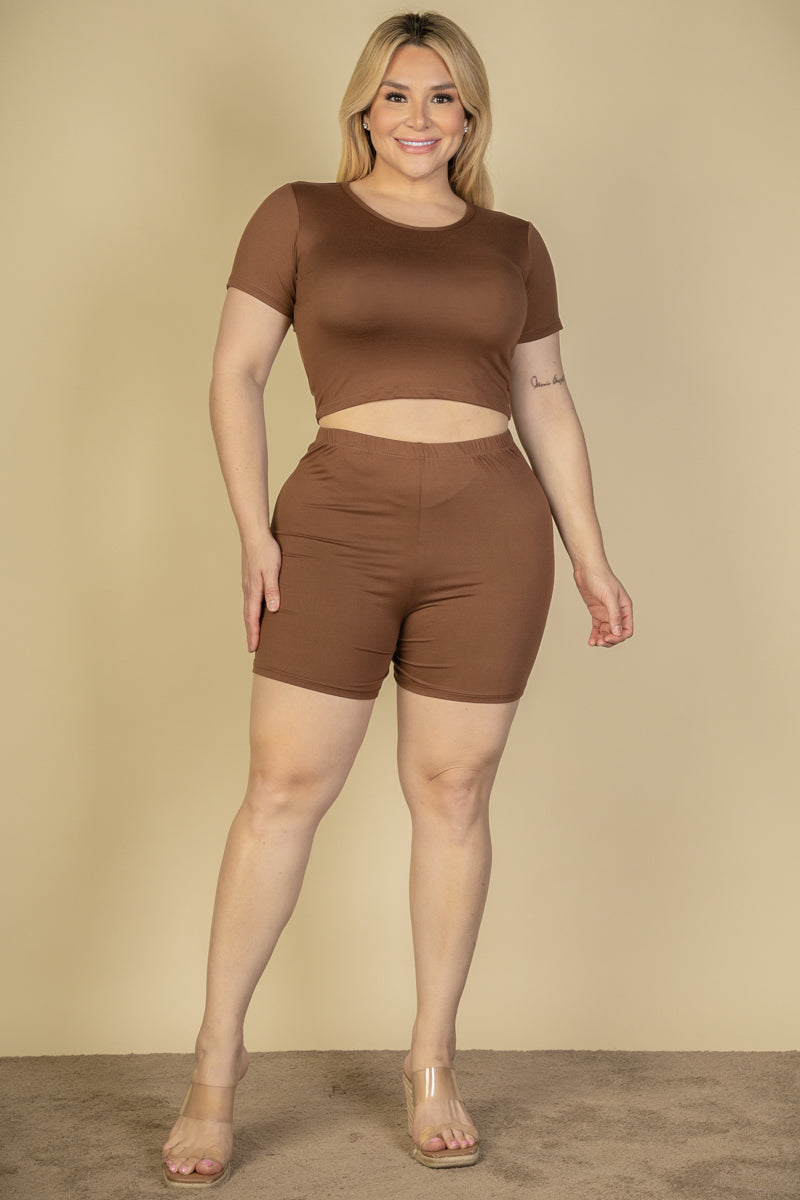 Plus Size Short Sleeve Crop Top & Shorts Set