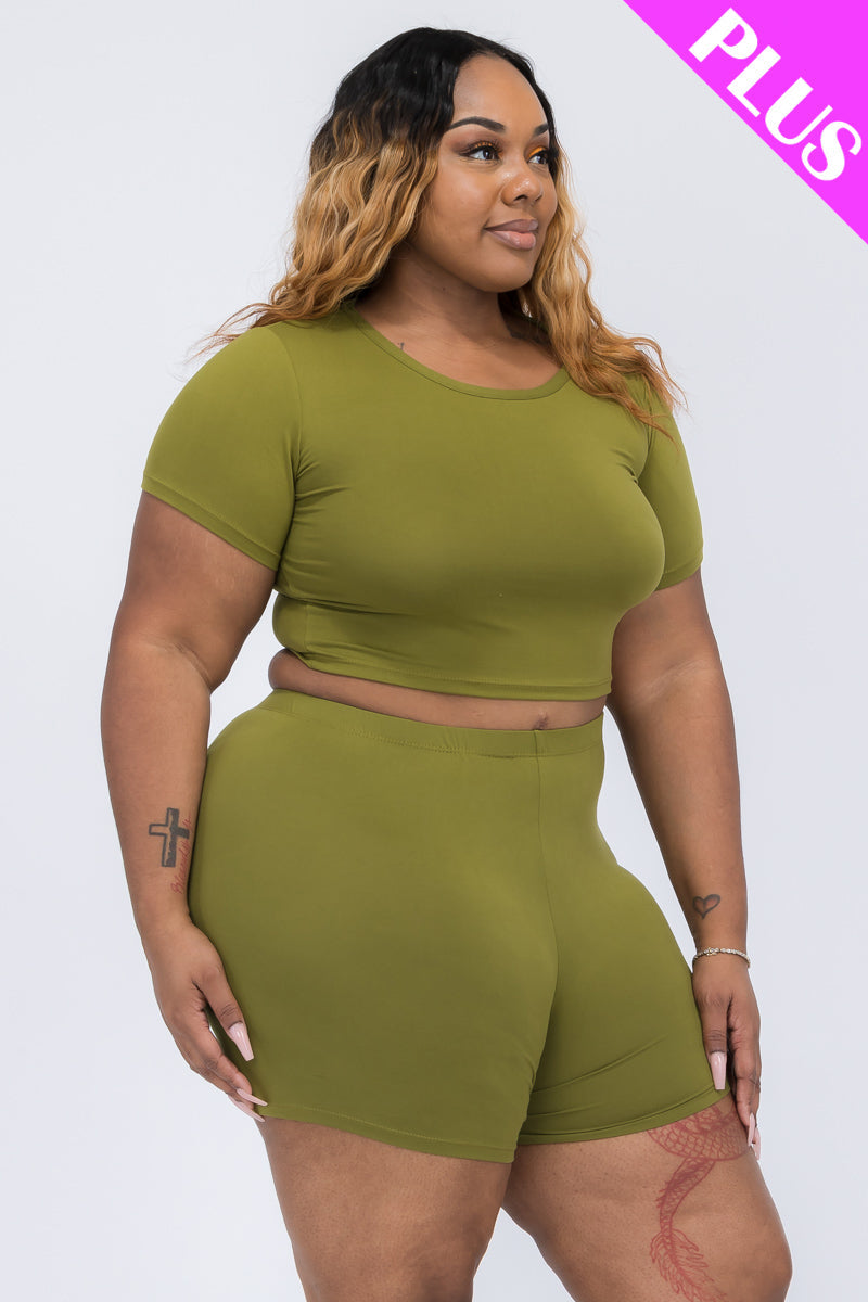 Plus Size Short Sleeve Crop Top & Shorts Set