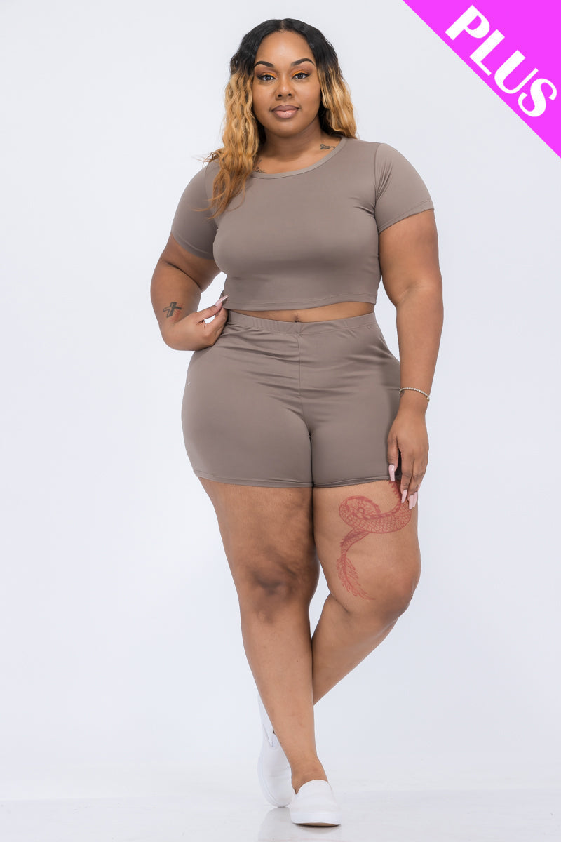 Plus Size Short Sleeve Crop Top & Shorts Set