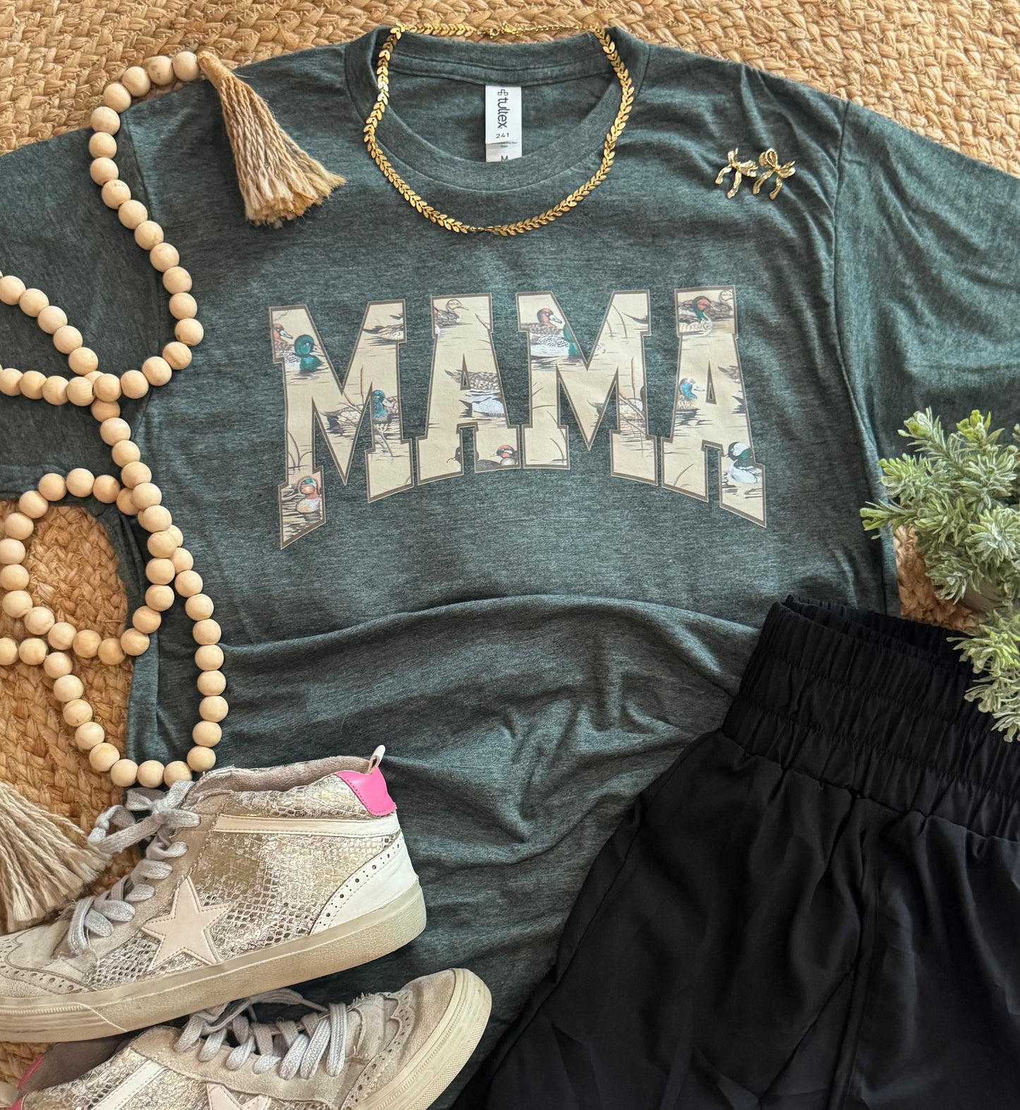 Mama Ducks Tee