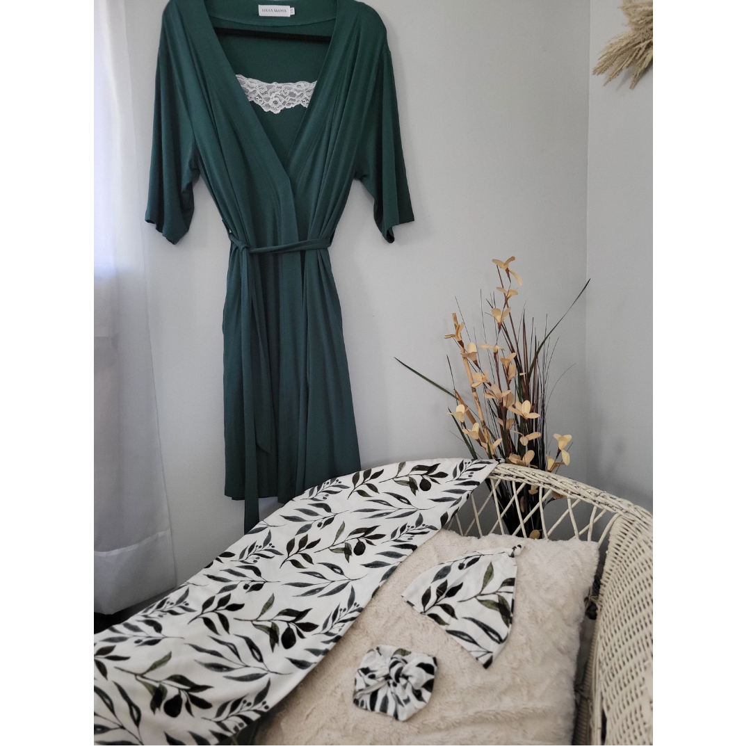 Emerald Green Maternity Delivery Gown & Leafy Vine Swaddle